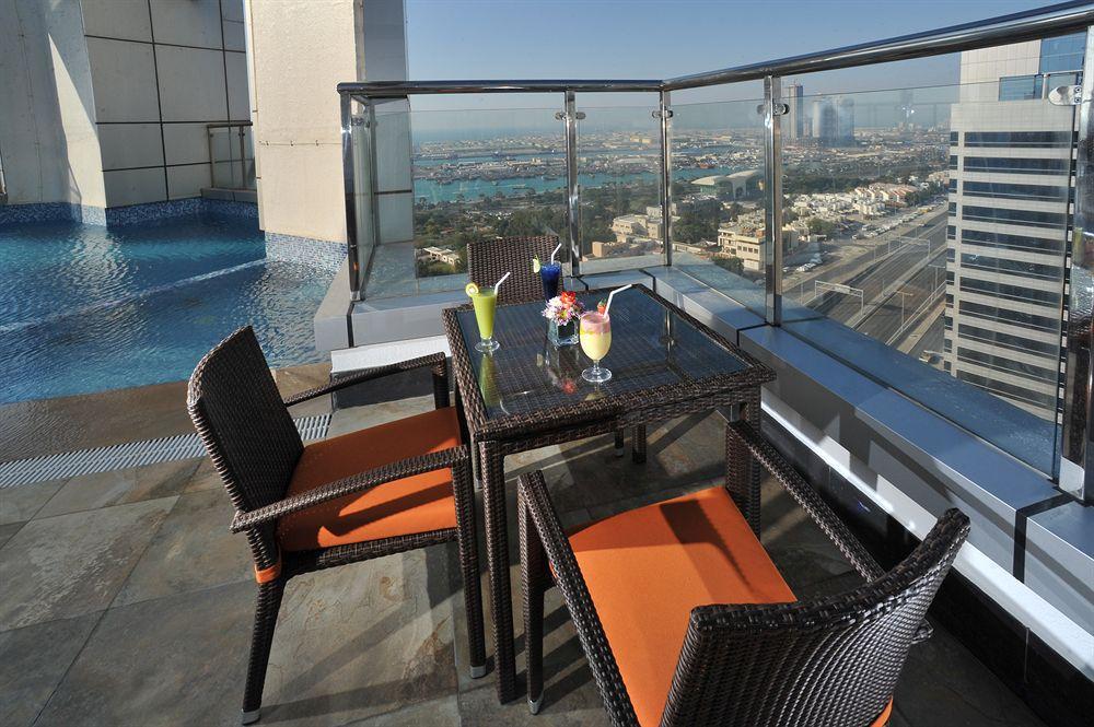 Ramada Corniche 4*